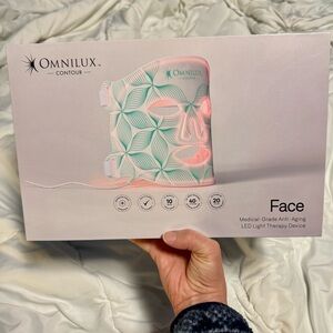 Omnilux Contour Face Red Light Mask
